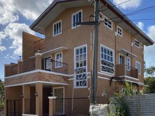 La Residencia de Sta. Rosa