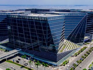 FourE-com Center