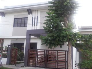 The Mactan Tropics