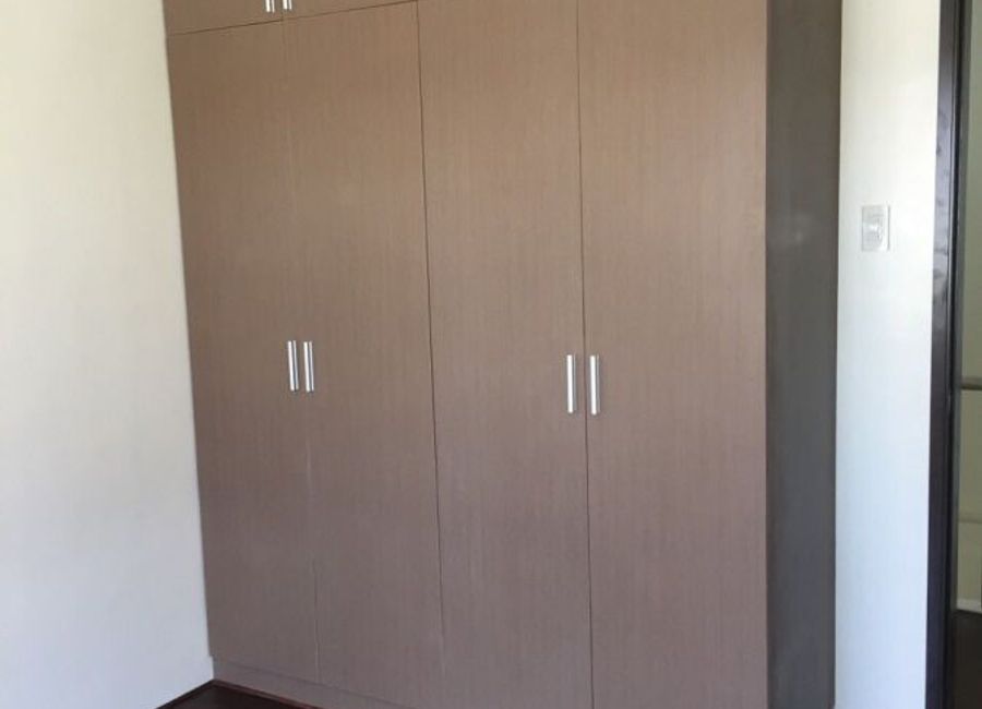 Mahogany Place - Taguig