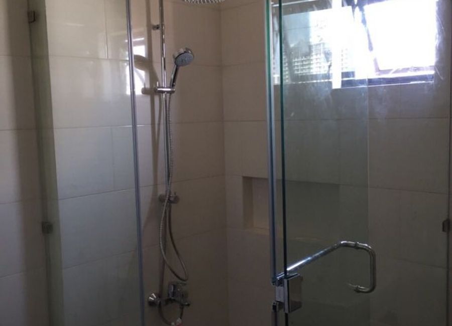Mahogany Place - Taguig