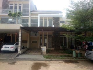 Royal Palm Cengkareng