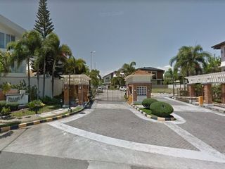 Palms Pointe