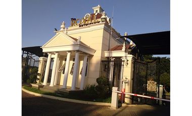 Jual Cepat MURAH Rumah The Royal Residence Lt220m2 Ujung Menteng Cakung  Jakarta Timur Bawah Harga Pasar