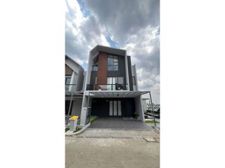 Kota Harapan Indah - Navara