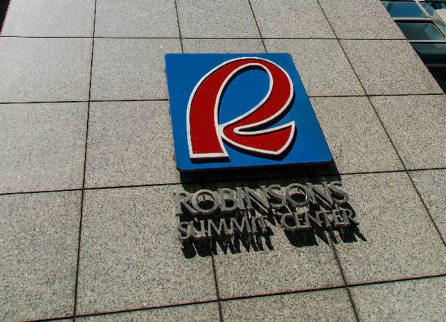 Robinsons Summit Center