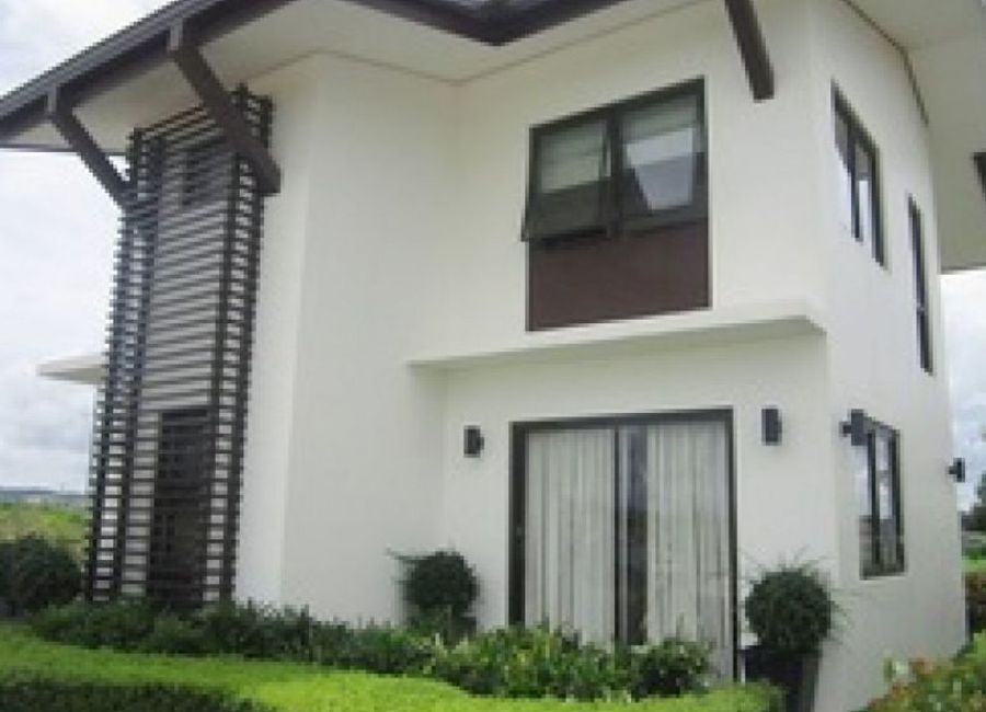 Dintano Street, Santo Domingo, Santa Rosa, Laguna image 3