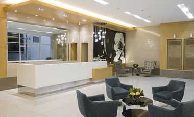 M Place at South Triangle studio type Condo unit with parking For Sale in Quezon City