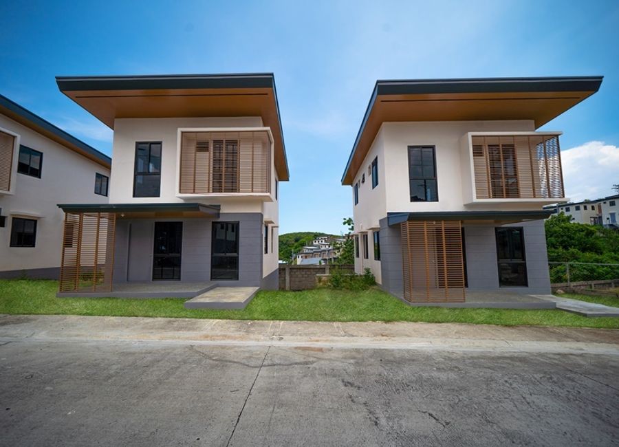 Amoa - House and Lot