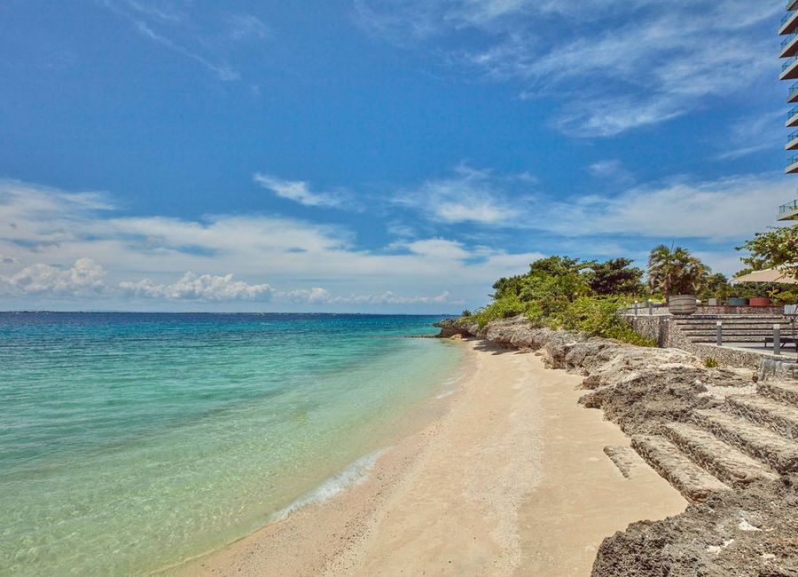 The Reef Mactan