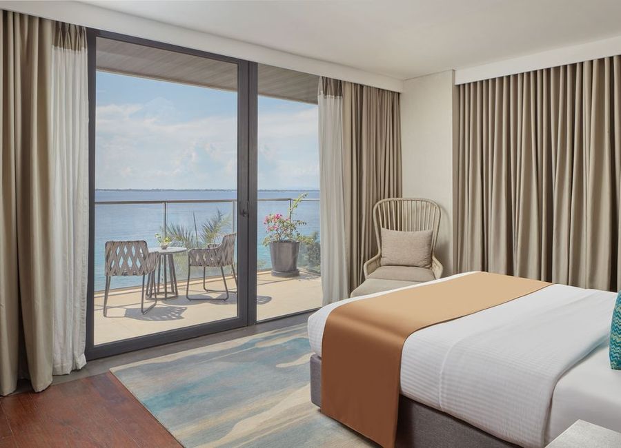 The Reef Mactan