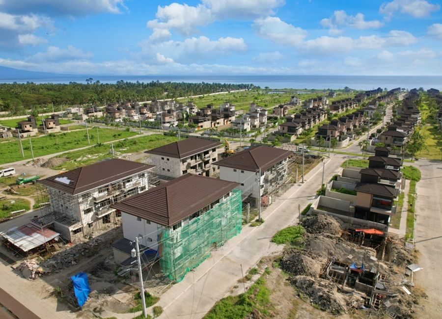 Seafront Residences - House and Lot