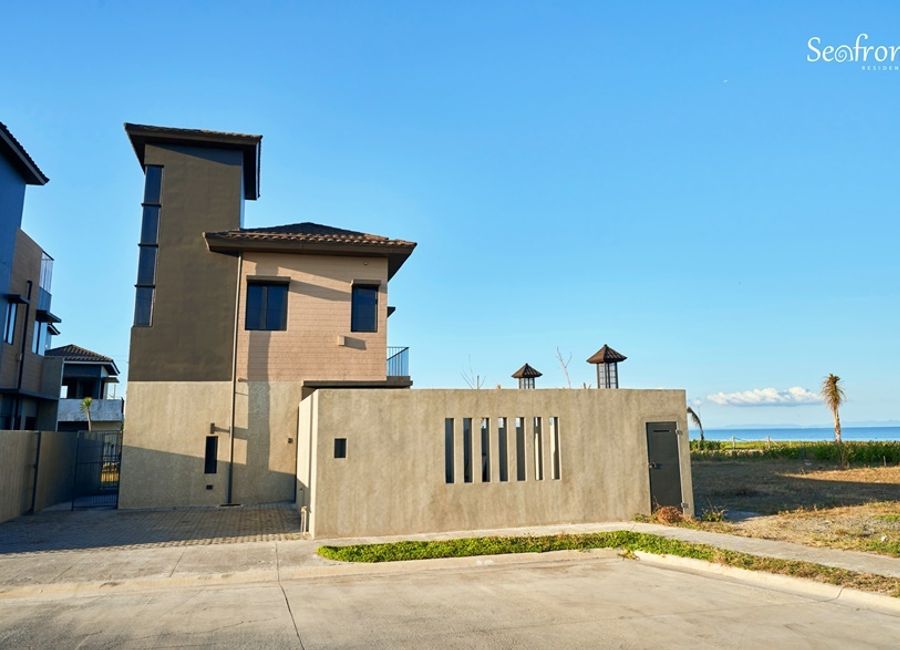 Seafront Residences - House and Lot